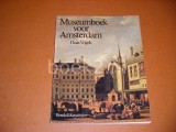 Museumboek voor Amsterdam.
